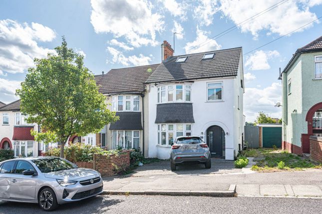 4-bed terraced on Eastview Avenue, Plumstead, £620,000
