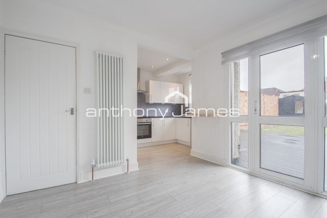 106 Elsa Road, WELLING photo 5