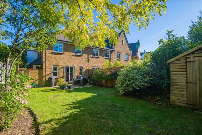 89, Admiralty Way, Teddington photo 2