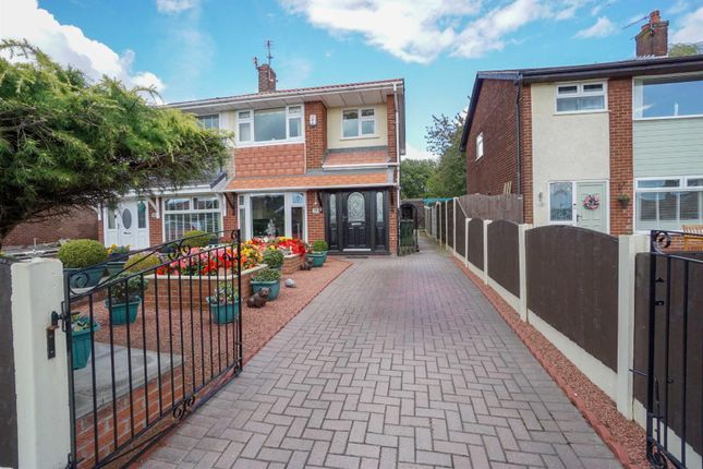 Thumbnail Property for sale in Rayden Crescent, Westhoughton, Bolton