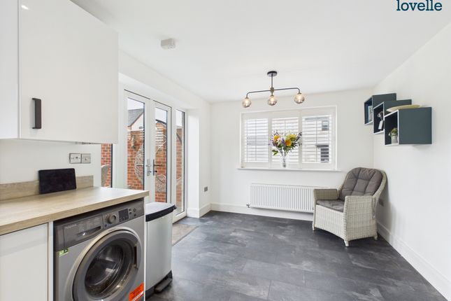 20, Brackenbury Road, Saxilby photo 3