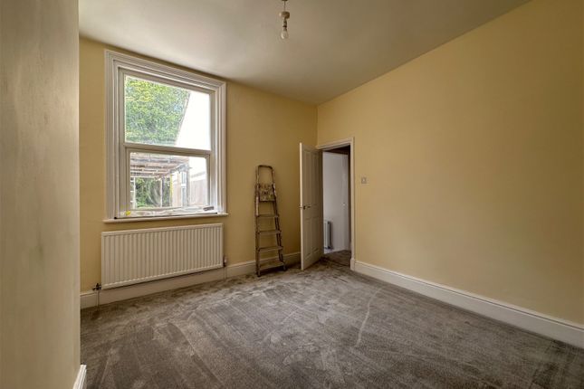 Terraced house to rent in Woodbank Terrace, Mossley, Ashton-Under-Lyne