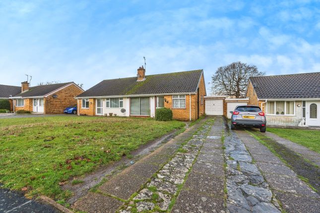 Thumbnail Bungalow for sale in Windrush Way, Hythe, Southampton, Hampshire