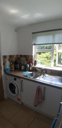 50, Cooper Close, Greenhithe photo 5