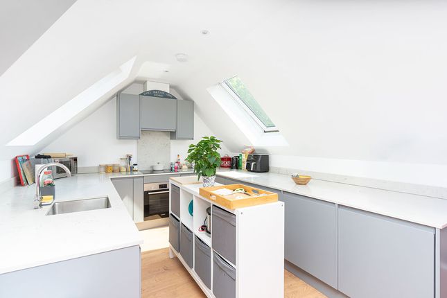 Flat 9, 63 Selcroft Road, Purley photo 4