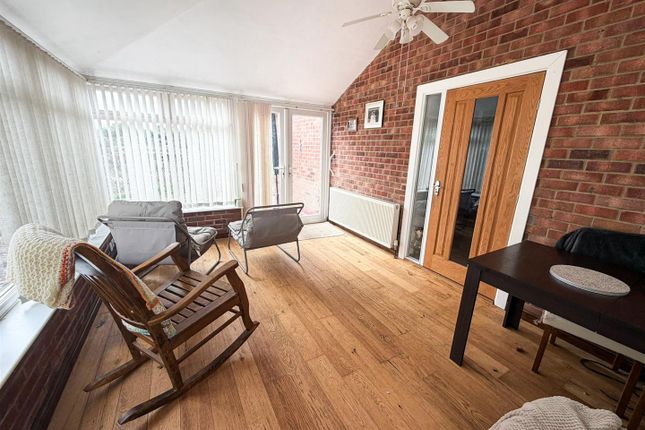 11, Raven Close, Mildenhall photo 2