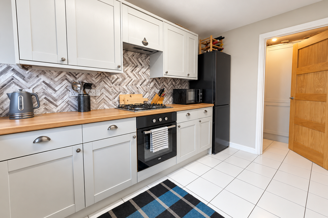 107, Herbert Thomas Way, Swansea photo 4