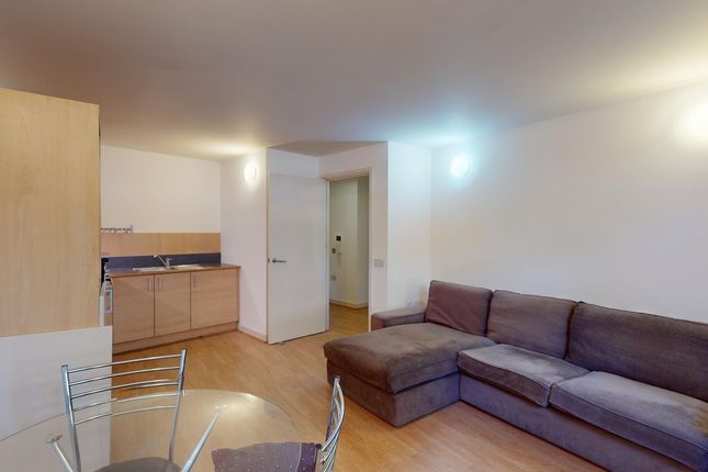Becquerel Court, West Parkside, LONDON photo 4