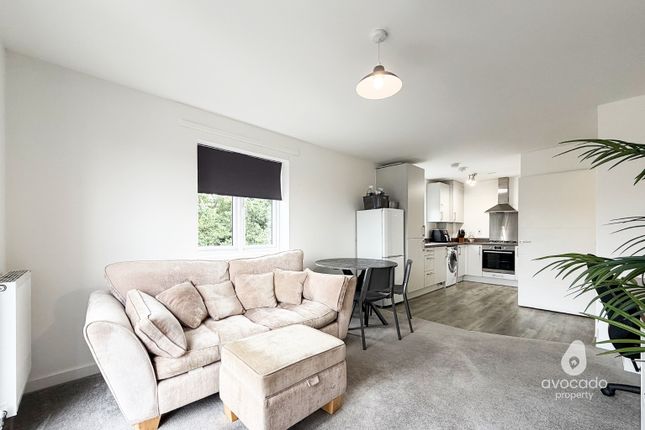 45 Hurley Drive, Bracknell, Berkshire photo 3