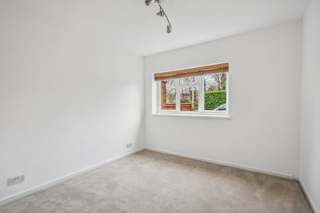 Maisonette for sale in Maxwell Road, Beaconsfield