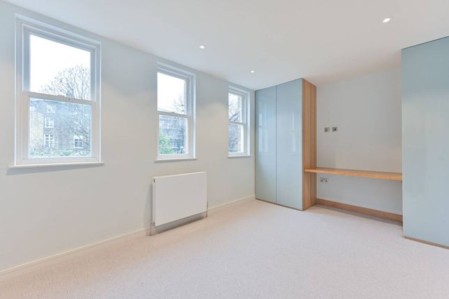 Terraced house for sale in St Pauls Mews, Camden, London