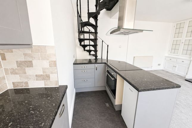 16, Bright Street, Bradford photo 3