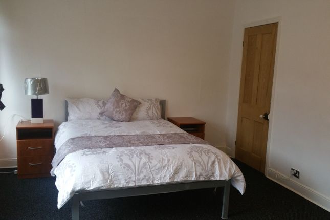Shared accommodation to rent in St. Marys Road, Smethwick
