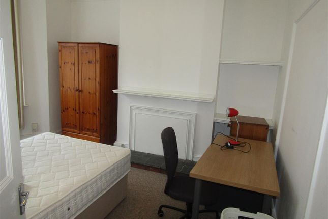 Priory Road, Exeter photo 5