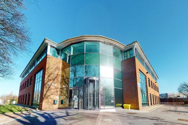Thumbnail Office to let in Western Peninsula, Western Road, Bracknell