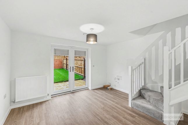 29, Hanafey Way, Northampton photo 3