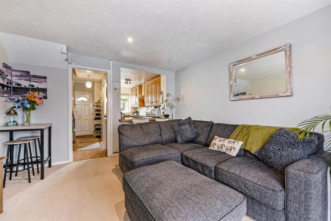 7, Kellys Walk, Andover photo 3