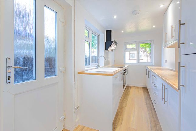 4, Russell Place, Hemel Hempstead photo 4