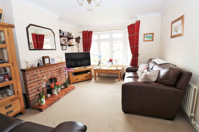 14, Riverside Close, Farnborough photo 4