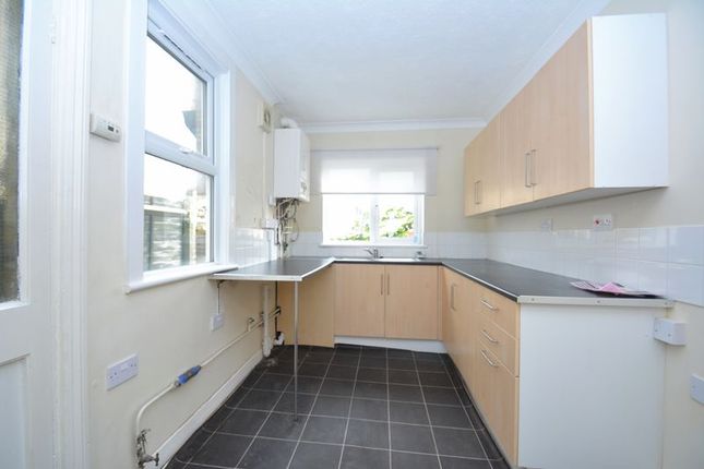 30, Gordon Avenue, Queenborough photo 4