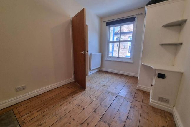Flat 2, Prince Of Wales Road, Cromer photo 3