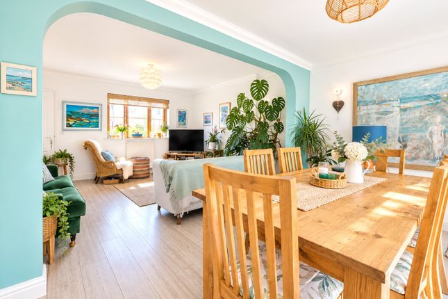 10, Village Farm Close, Bude photo 2