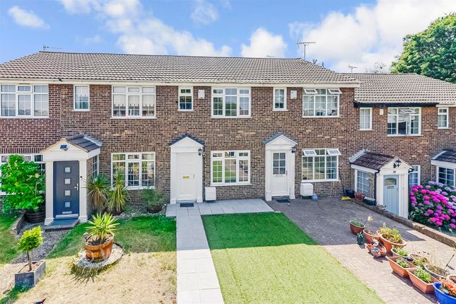 2-bed terraced on 2, Treetops Close, London, £385,000