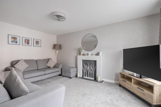 112, Mascroft Road, Trowbridge photo 4