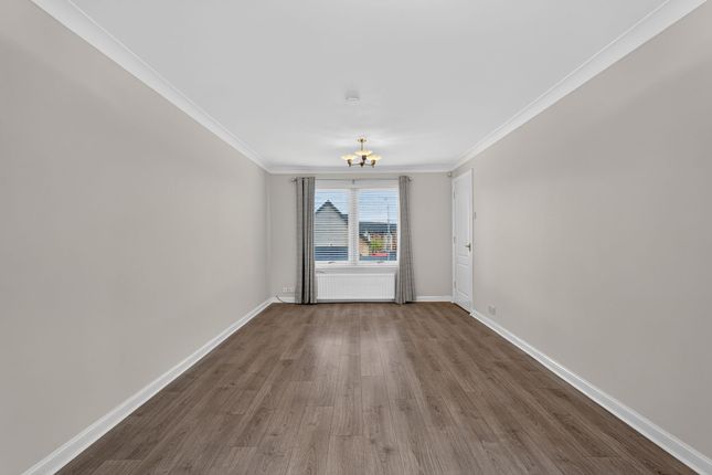 22 Grantown Avenue, Airdrie photo 2