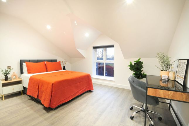 Thumbnail Flat to rent in Mitford Road, Fallowfield, Manchester