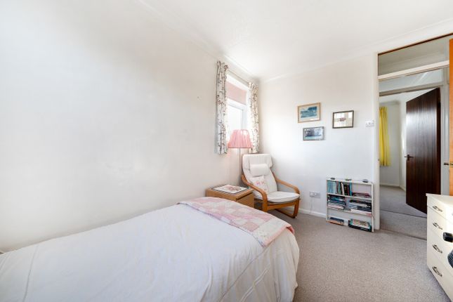End terrace house for sale in Borough Road, Dunstable, Bedfordshire