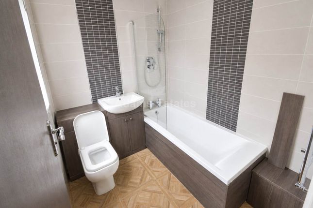86, Foxhill Road, Reading photo 4