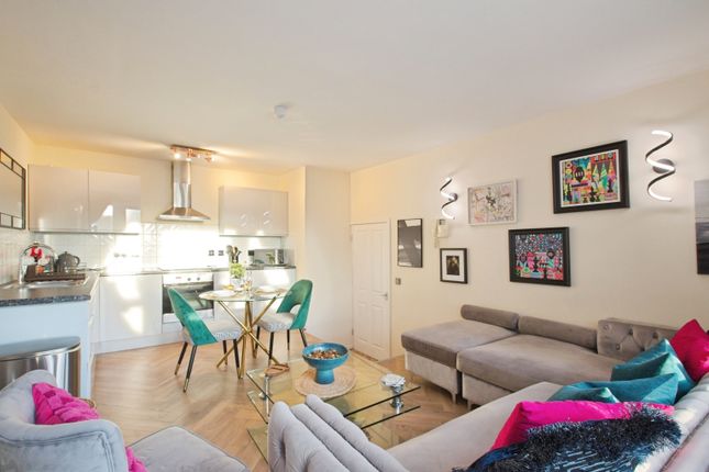 Flat 320, The Vista Building, Calderwood Street, London photo 4