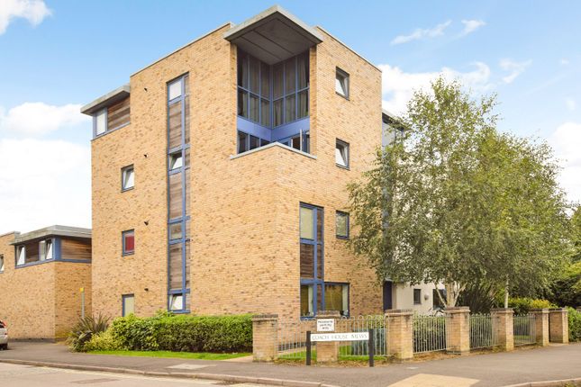Thumbnail Flat for sale in London Road, Bicester, Oxfordshire