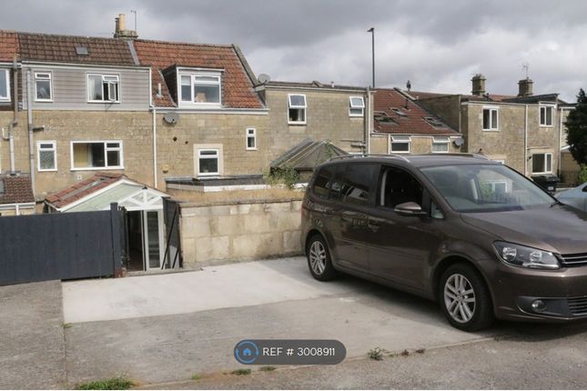 Wellsway, Bath photo 2
