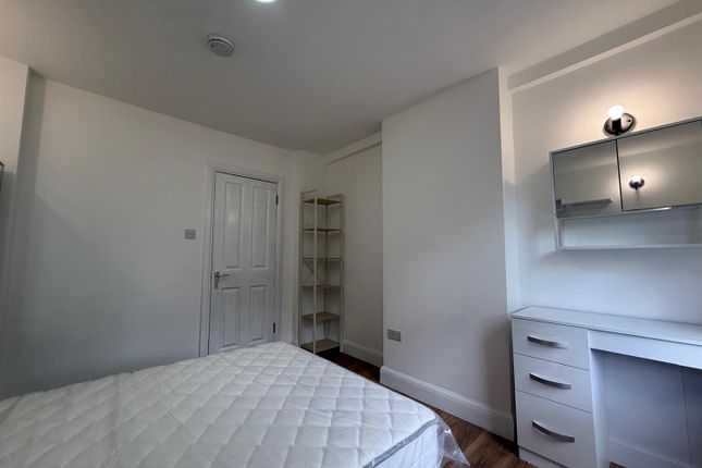49*, Goldhurst Terrace, London photo 2