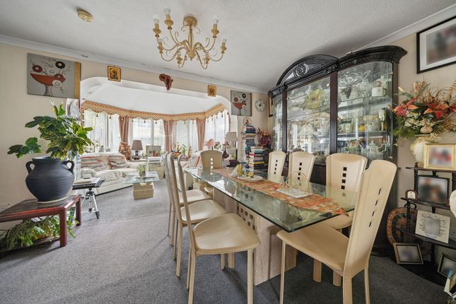 52 Howard Cornish Road, Abingdon photo 4