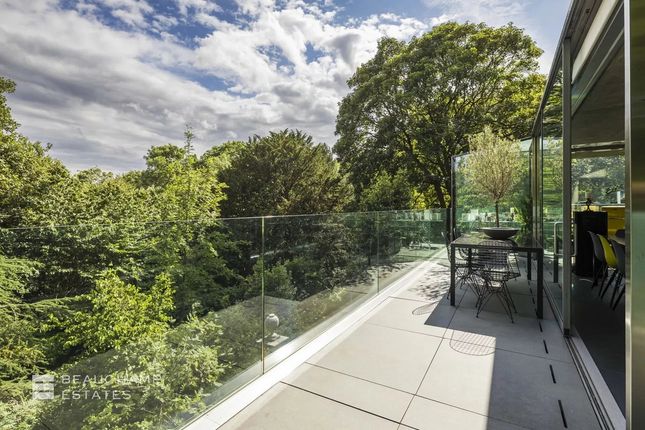 Detached house for sale in Swains Lane, London