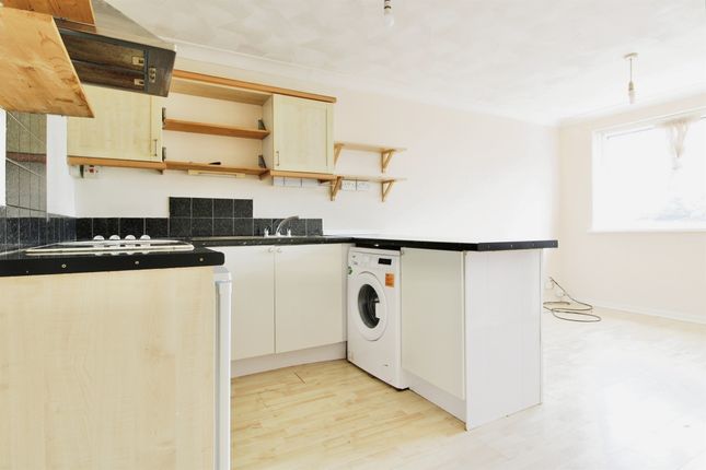 Flat for sale in Canton Court, Canton, Cardiff
