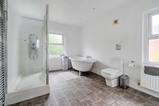 2 Keyberry Road, Newton Abbot Devon, Devon photo 4