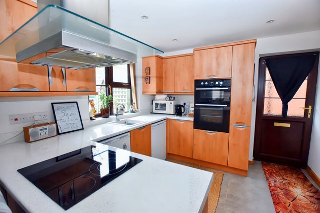28, Goosefield Close, Market Drayton photo 2