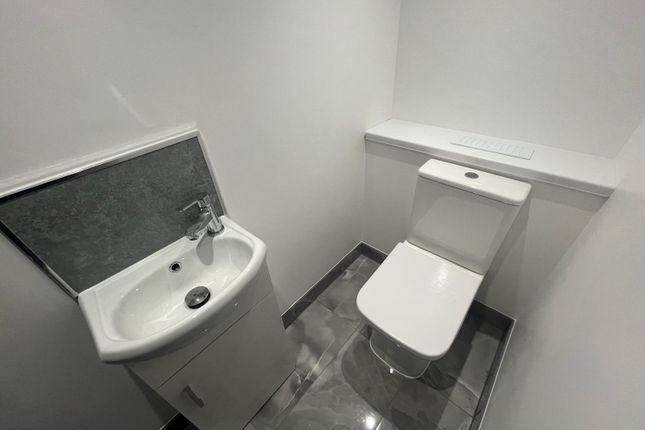 21,Flat 1, Darnley Street, Gravesend photo 4