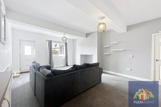 20 Banks Road, Southport, Merseyside photo 4