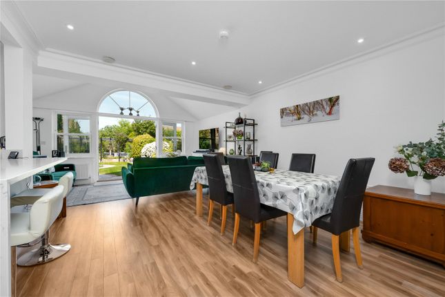 81, Kings Road, Surrey photo 4