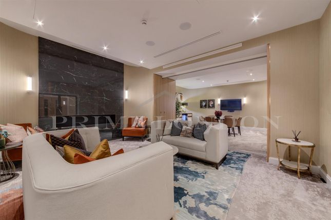 Flat for sale in 9 Millbank Quarter, Westminster, London