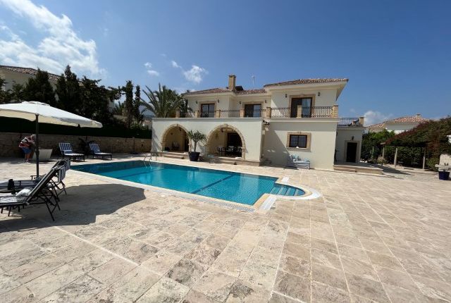 Villa for sale in 4 Bedroom Luxury Villa Zero To Sea!, Esentepe, Cyprus