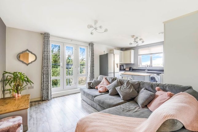Thumbnail Flat for sale in Partridge Knoll, Purley