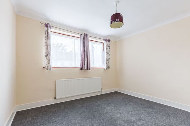 Tavistock Road, Stratford photo 4