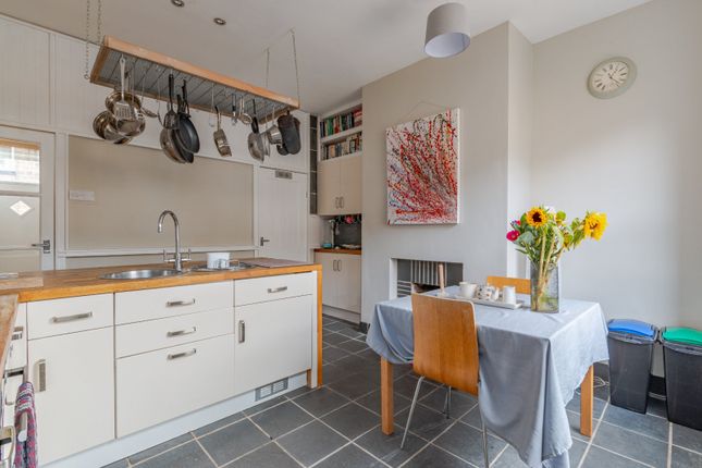 21, Stanley Street, West Yorkshire photo 4