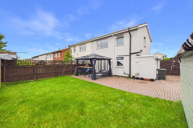 1 Hesleyside Drive, Newcastle Upon Tyne photo 4